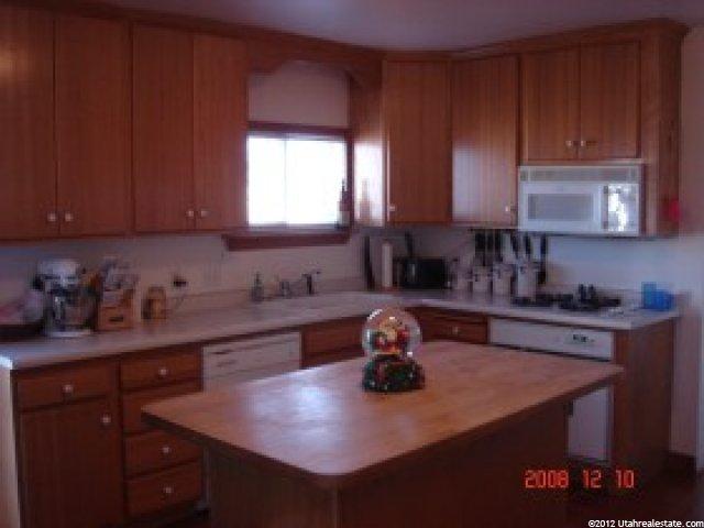 550 W 3000 S, Daniel, UT 84032 — photo 4