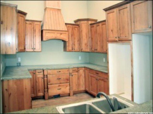 182 N Sierra Way, Layton, UT 84041 — photo 3