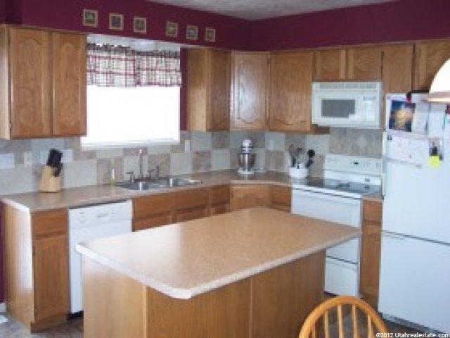4760 S 3900 W, Roy, UT 84067 — photo 2