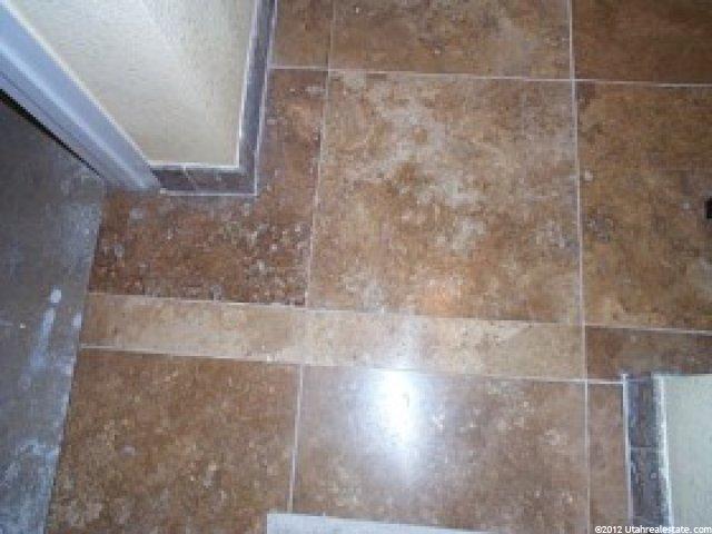 658 W 3600 S, Bountiful, UT 84010 — photo 9