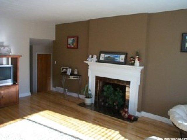 658 W 3600 S, Bountiful, UT 84010 — photo 2