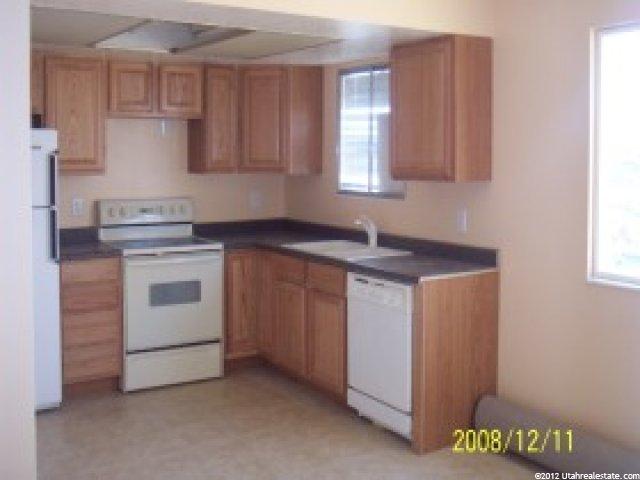 5129 S 2675 W W, Roy, UT 84067 — photo 2