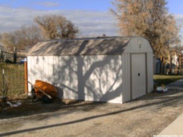 271 E 400 S, Hyrum, UT 84319 — photo 11