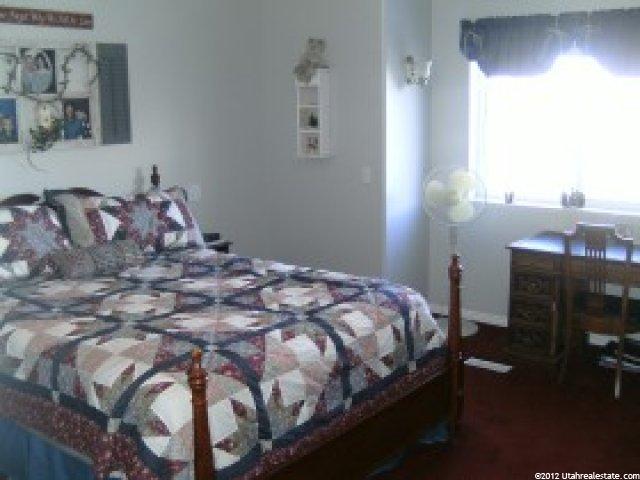 271 E 400 S, Hyrum, UT 84319 — photo 7