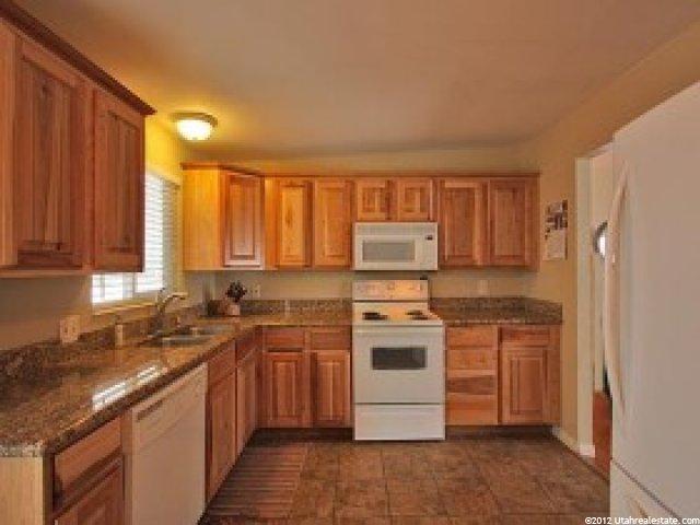 10259 S Mount View Dr E, Sandy, UT 84070 — photo 2