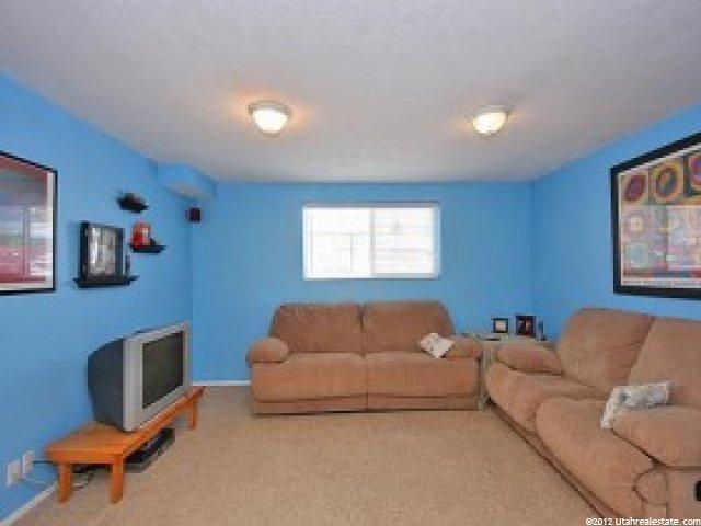 10259 S Mount View Dr E, Sandy, UT 84070 — photo 5