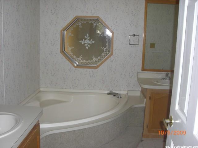 1111 N 2000 W #226, Farr West, UT 84404 — photo 7