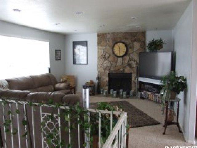 1390 W 1045 S, Clearfield, UT 84015 — photo 2