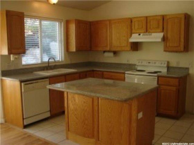 863 Mountain Side Dr, Farmington, UT 84025 — photo 2