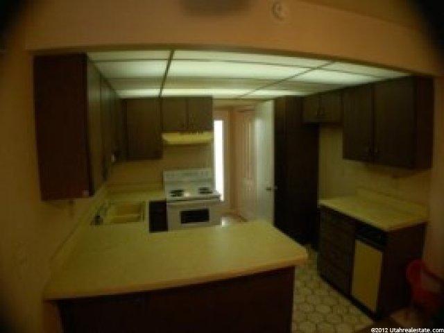 1076 E 8380 S, Sandy, UT 84094 — photo 2