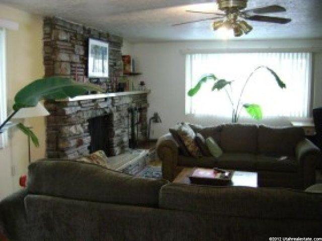 2247 Oakridge Dr, Layton, UT 84040 — photo 3