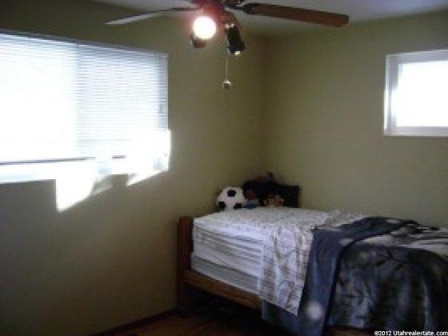 2247 Oakridge Dr, Layton, UT 84040 — photo 7