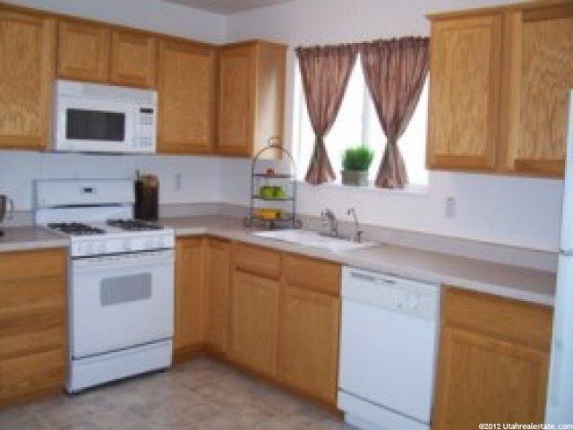 844 Killarney Dr, Syracuse, UT 84075 — photo 5
