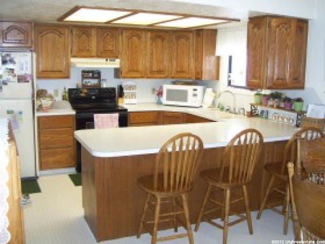 5075 S 3550 W, Roy, UT 84067 — photo 2