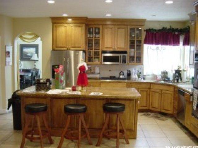 1688 E Prescott Dr S, Sandy, UT 84092 — photo 2