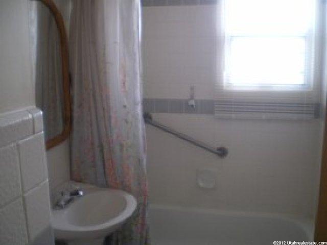 328 E 4400 S, Washington Terrace, UT 84405 — photo 6