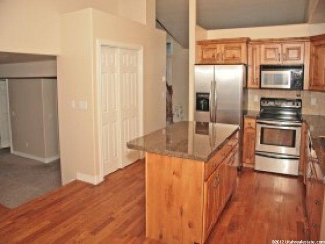 289 E Eagle Ridge Dr S, North Salt Lake, UT 84054 — photo 3