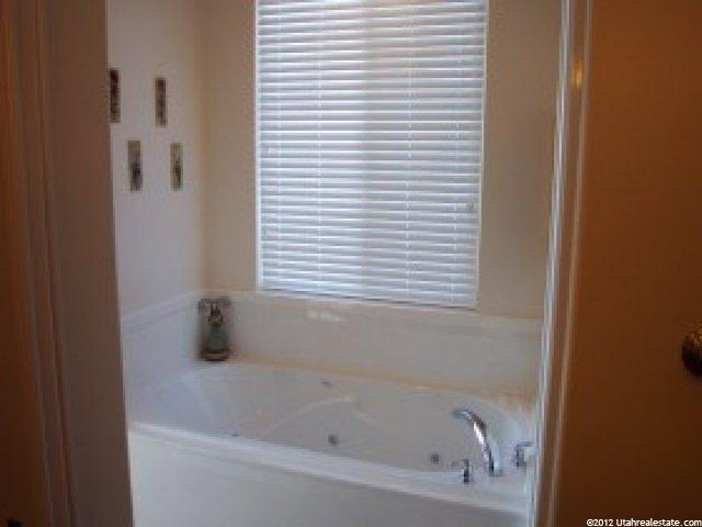2749 N 2525 W, Farr West, UT 84404 — photo 11