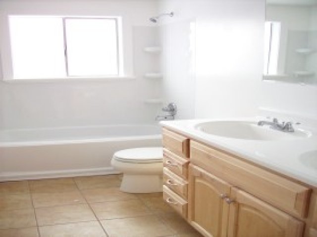 928 W 2400 N, Clinton, UT 84015 — photo 4