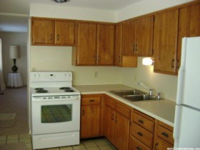 436 E Lockwood Dr N, Ogden, UT 84404 — photo 2