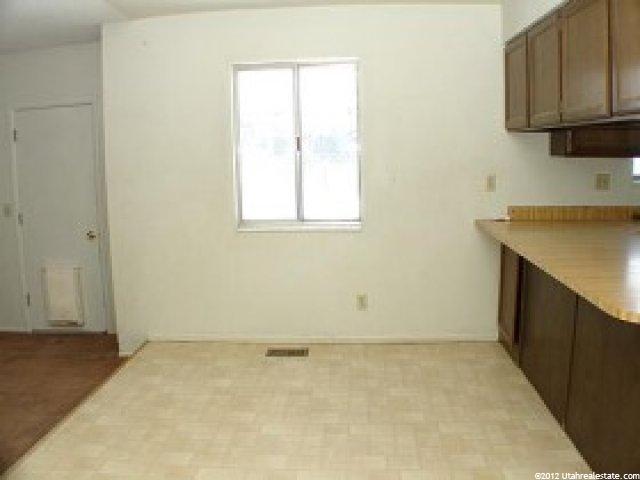 666 N 350 E, Kaysville, UT 84037 — photo 4