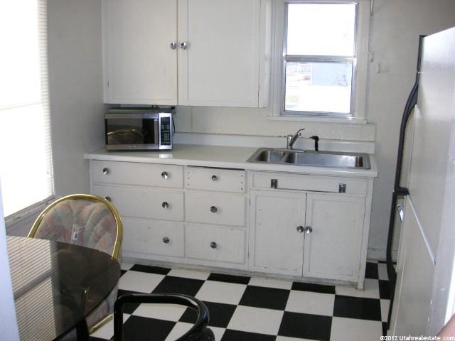 768 12th St, Ogden, UT 84404 — photo 2