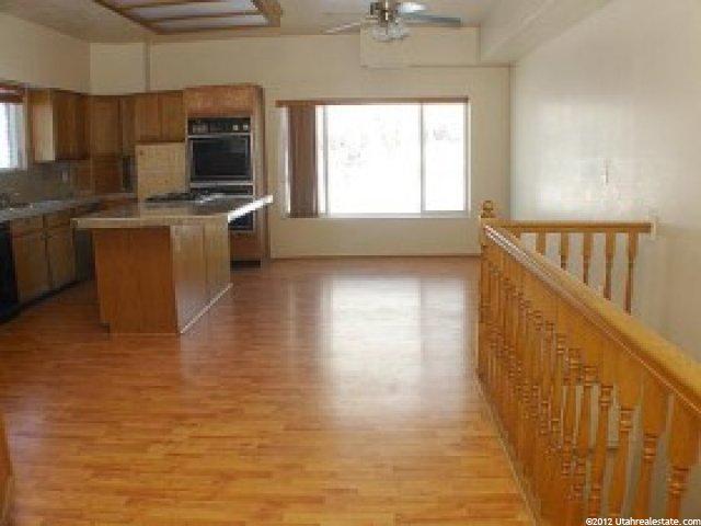 397 N 300 E, Bountiful, UT 84010 — photo 4