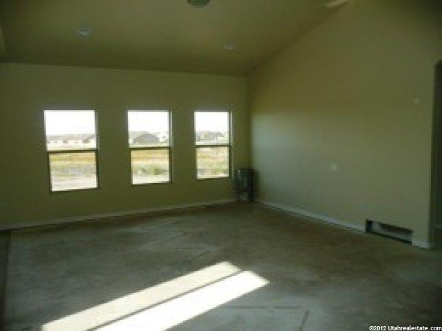 375 E Clearwater Dr, Stansbury Park, UT 84074 — photo 7