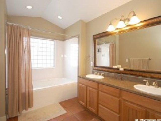 639 S Appaloosa Cir, Willard, UT 84340 — photo 8