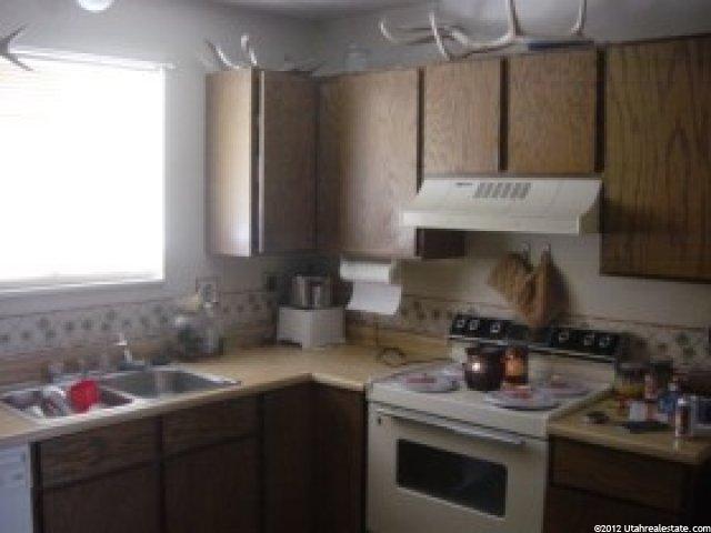 295 N 120 W, Vernal, UT 84078 — photo 5