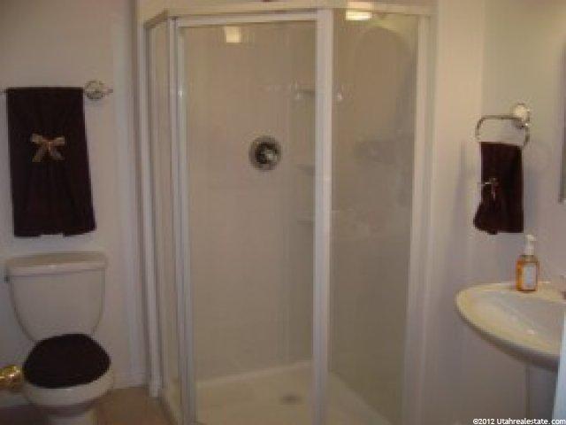 954 S 1150 W, Clearfield, UT 84015 — photo 8