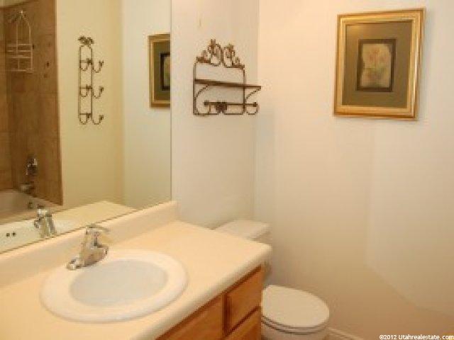 194 E 2325 S, Clearfield, UT 84015 — photo 7