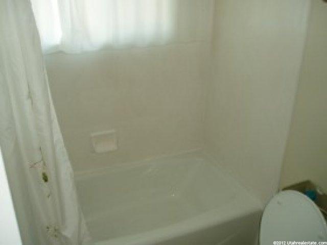 3223 W 2050 N, Clinton, UT 84015 — photo 9