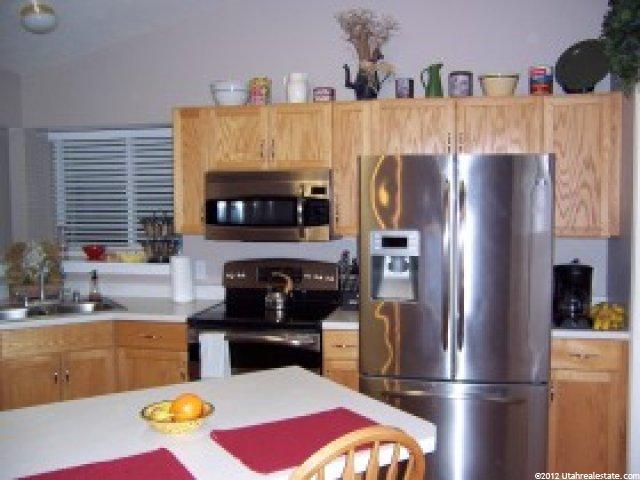 4954 W Opal Hill Dr, West Jordan, UT 84081 — photo 2