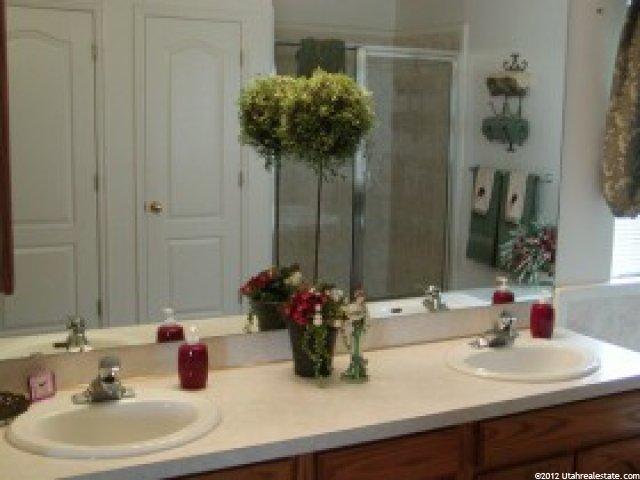 1326 W 1520 N, Clinton, UT 84015 — photo 11