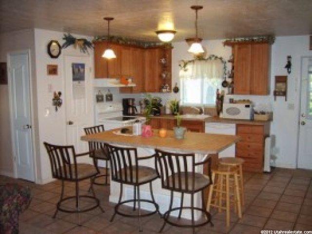 2280 S Main St, Clearfield, UT 84015 — photo 2
