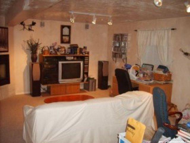 2280 S Main St, Clearfield, UT 84015 — photo 8