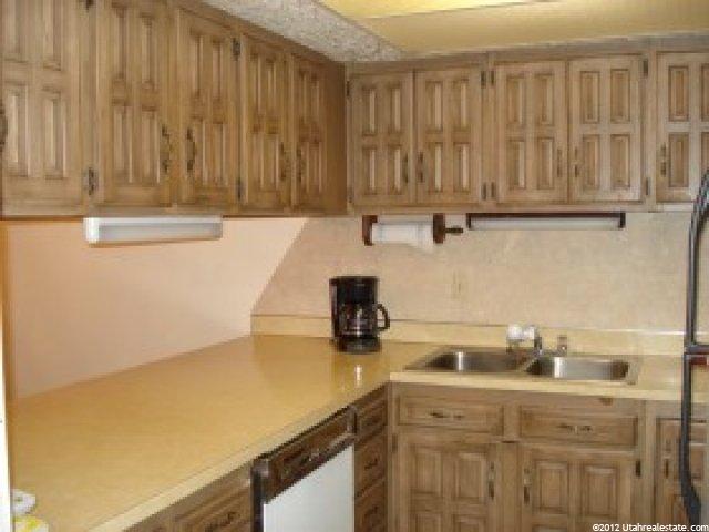 4539 S 1800 W, Roy, UT 84067 — photo 5
