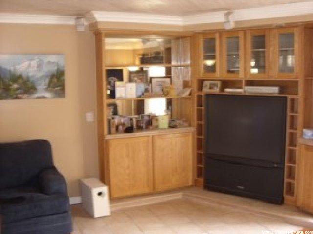 609 Coachman Way, Riverdale, UT 84405 — photo 2