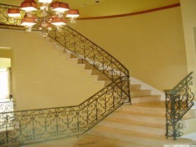 680 S Davis Blvd, Bountiful, UT 84010 — photo 10