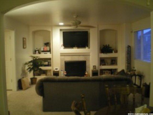 367 E Mountain Berry Dr, Draper, UT 84020 — photo 2
