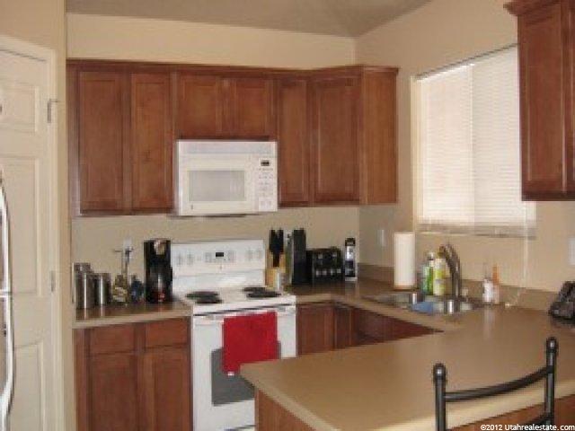 1464 N 2475 W, Clinton, UT 84015 — photo 3