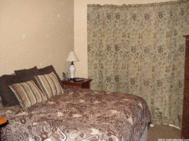 1464 N 2475 W, Clinton, UT 84015 — photo 4