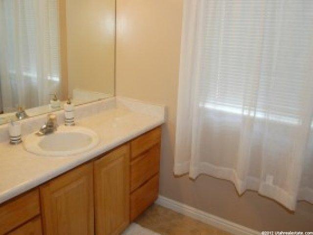 615 W 3850 S, Riverdale, UT 84405 — photo 6