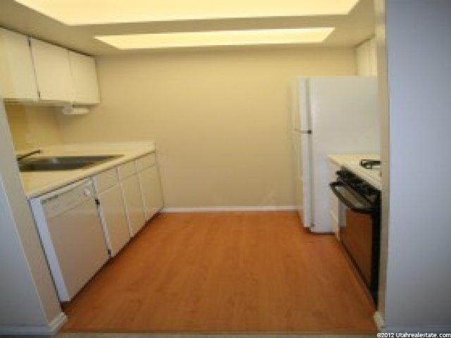 17 E 400 N #4, Bountiful, UT 84010 — photo 4