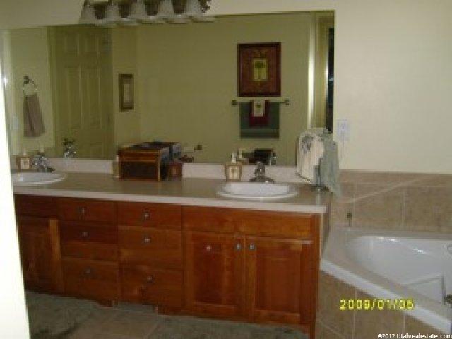 438 N Choke Cherry Ln W, Providence, UT 84332 — photo 7