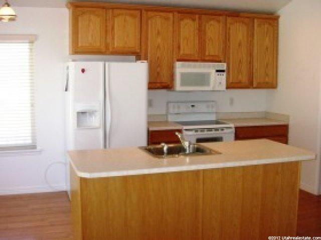 1606 Seneca Dr, Roy, UT 84067 — photo 4