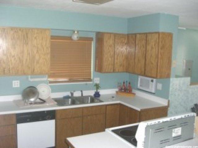 253 N Jackson Ave, Ogden, UT 84404 — photo 4