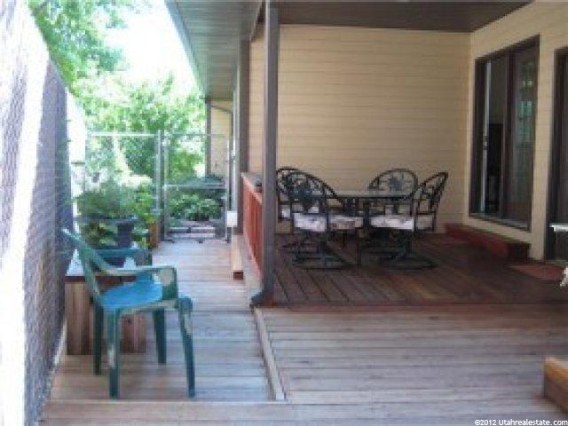 2112 N Sunset Dr, Layton, UT 84040 — photo 2
