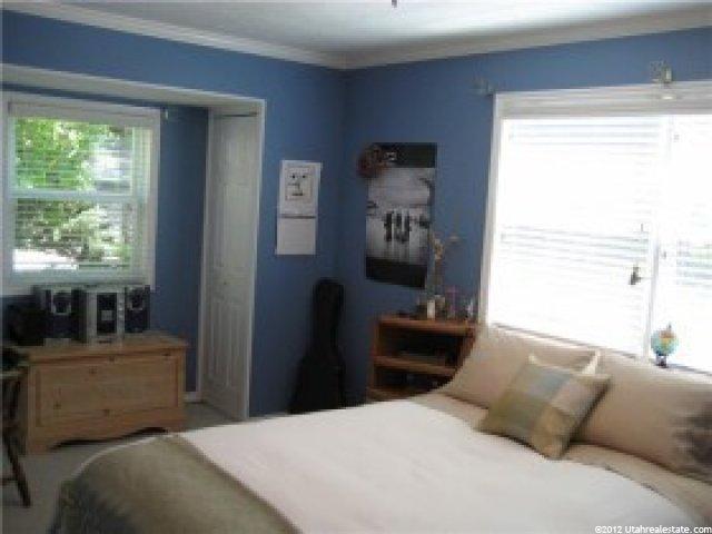 2112 N Sunset Dr, Layton, UT 84040 — photo 9